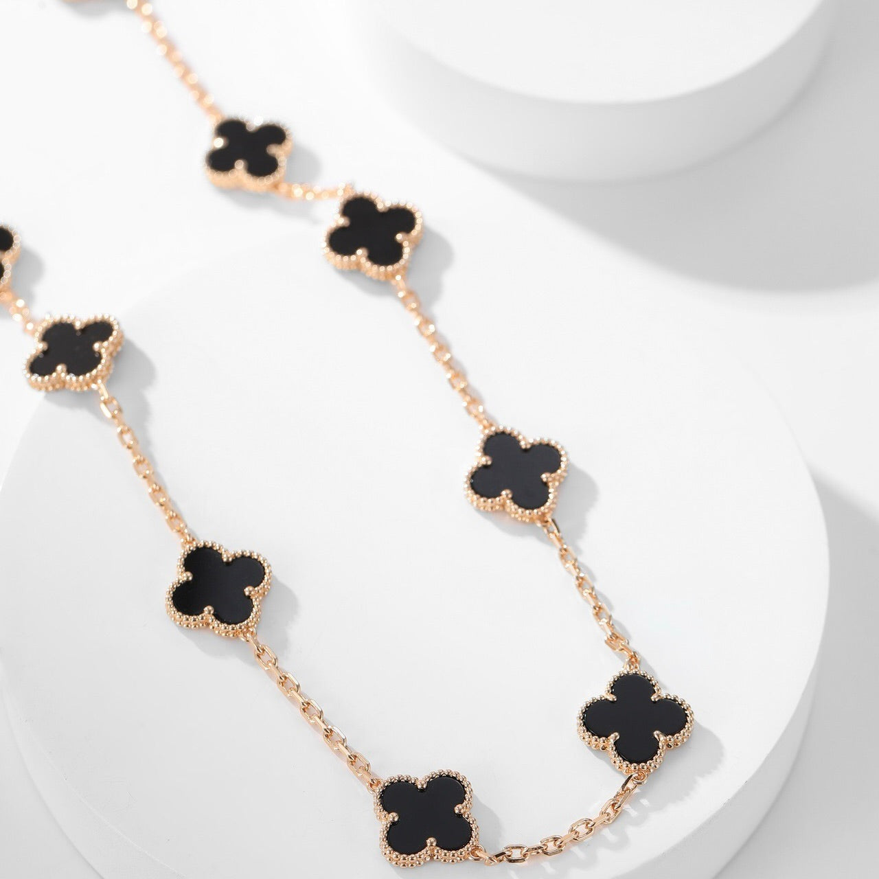 [NOBLE AURA]CLOVER 10 MOTIFS ONYX NECKLACE