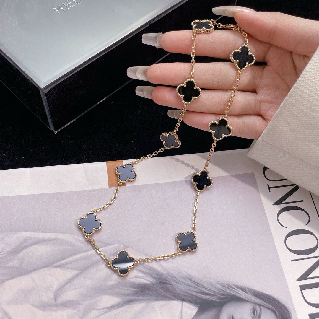 [NOBLE AURA]CLOVER 10 MOTIFS ONYX NECKLACE