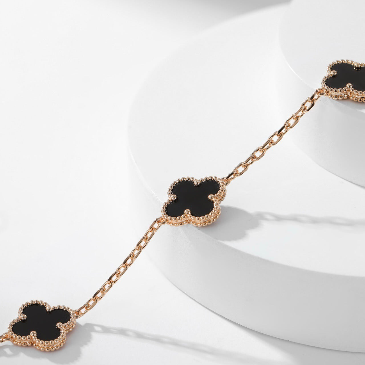 [NOBLE AURA]CLOVER 10 MOTIFS ONYX NECKLACE
