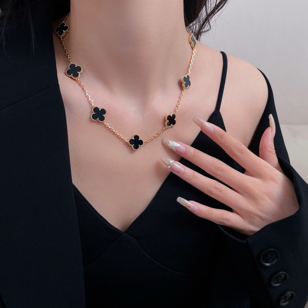 [NOBLE AURA]CLOVER 10 MOTIFS ONYX NECKLACE
