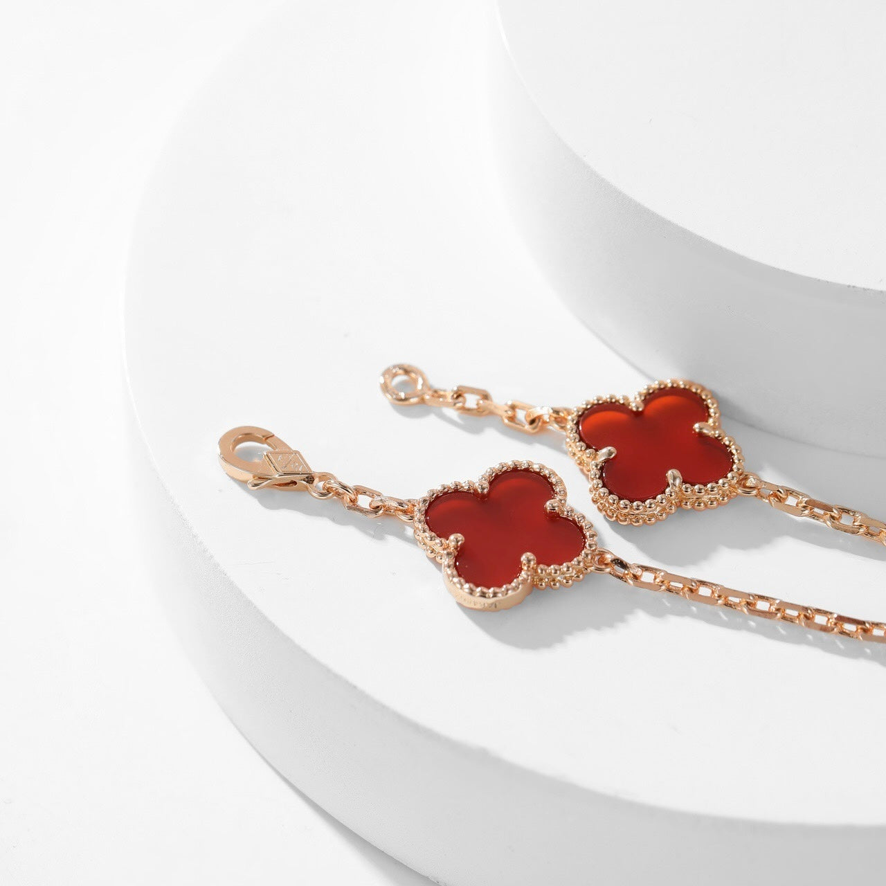 [NOBLE AURA]CLOVER 10 MOTIFS CARNELIAN NECKLACE