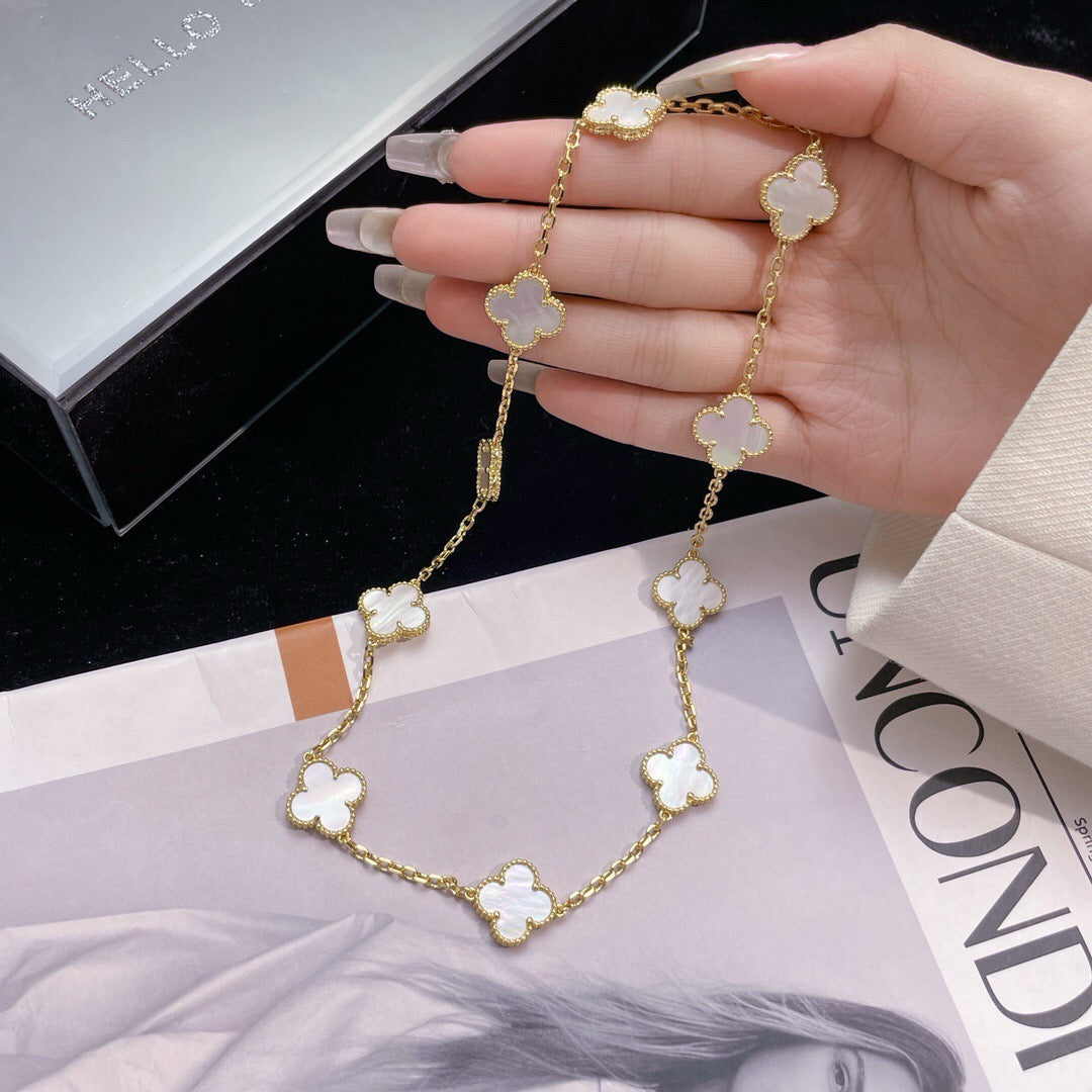 [NOBLE AURA]CLOVER 10 MOTIFS WHITE MOTHER OF PEARL NECKLACE