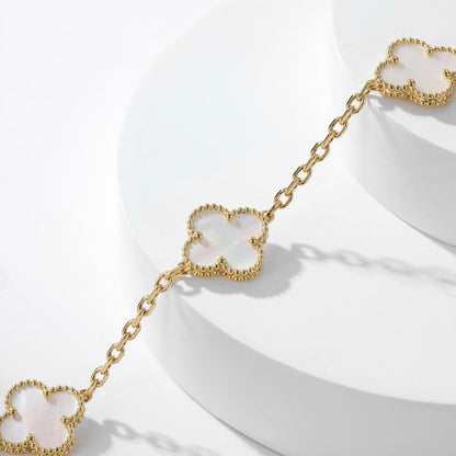 [NOBLE AURA]CLOVER 10 MOTIFS WHITE MOTHER OF PEARL NECKLACE