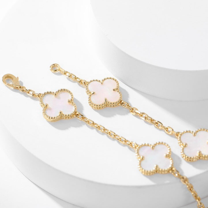 [NOBLE AURA]CLOVER 10 MOTIFS WHITE MOTHER OF PEARL NECKLACE