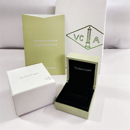 [NOBLE AURA]VA CLOVER BOX GIFT BAG