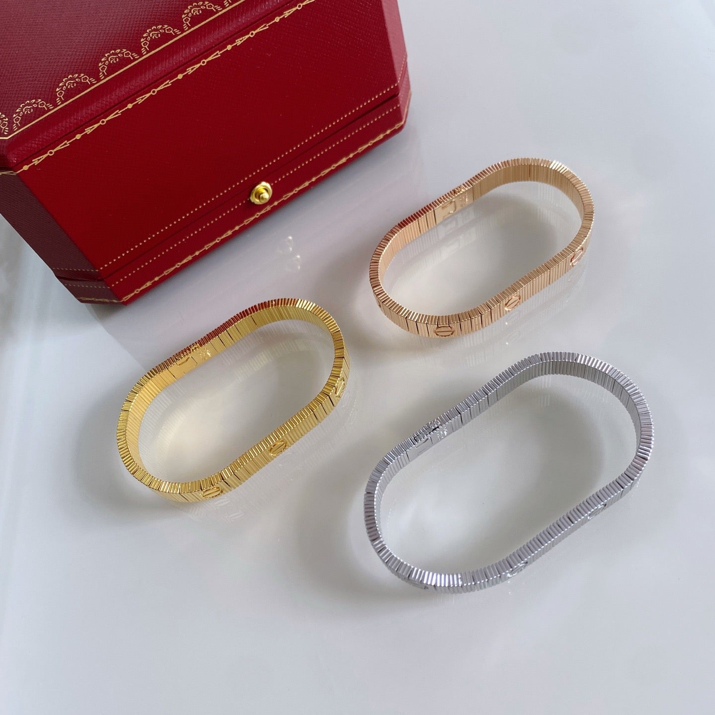 [NOBLE AURA]LOVE UNLIMITED BRACELET