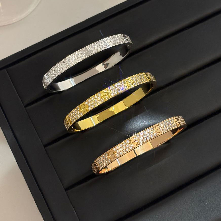 [NOBLE AURA]LOVE BRACELET 6.1MM DIAMOND-PAVED