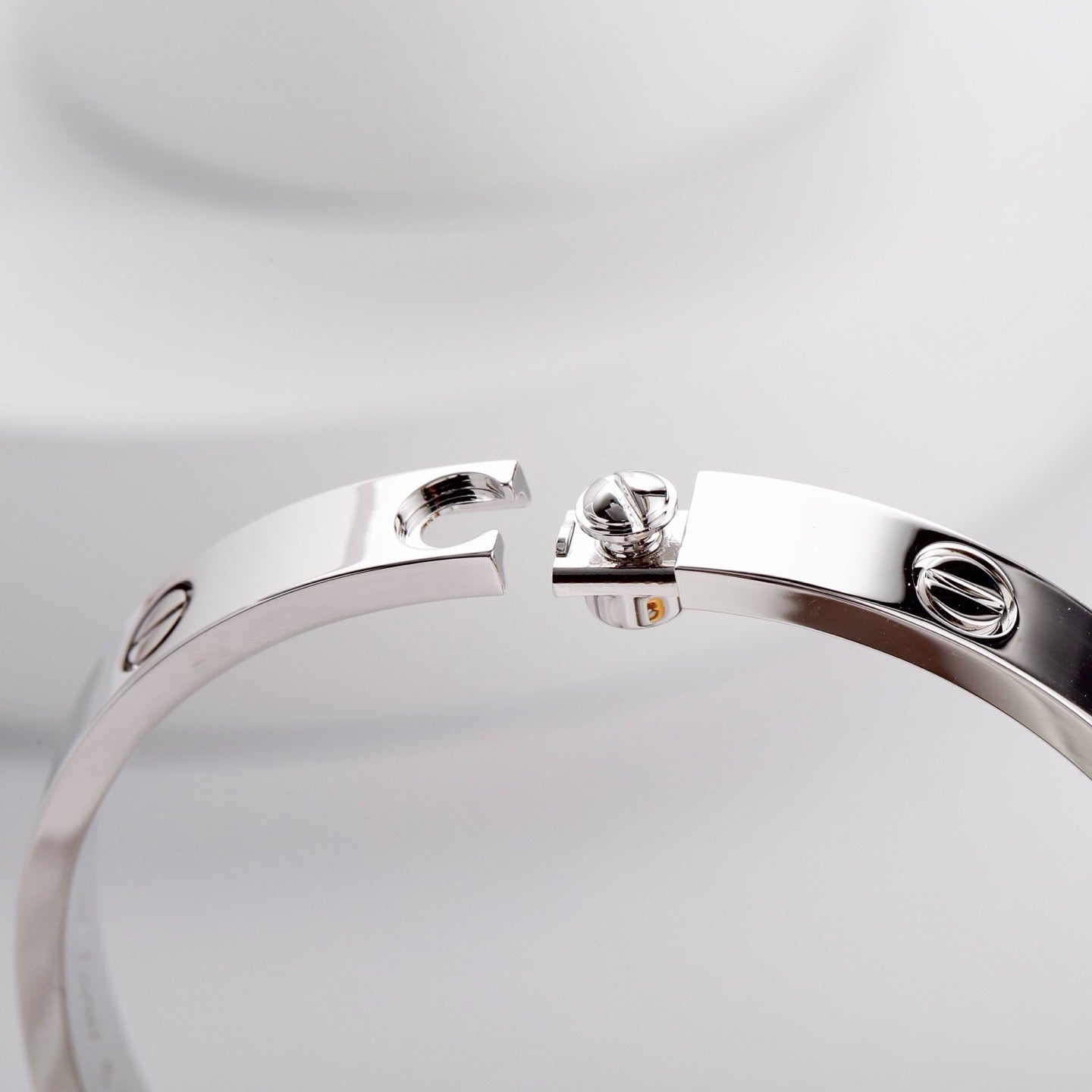 [NOBLE AURA]LOVE BRACELET 6.1MM NO DIAMONDS