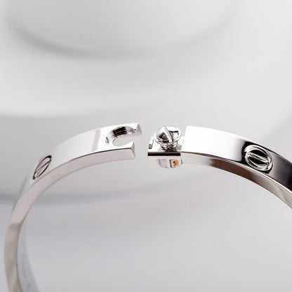 [NOBLE AURA]LOVE BRACELET 6.1MM NO DIAMONDS