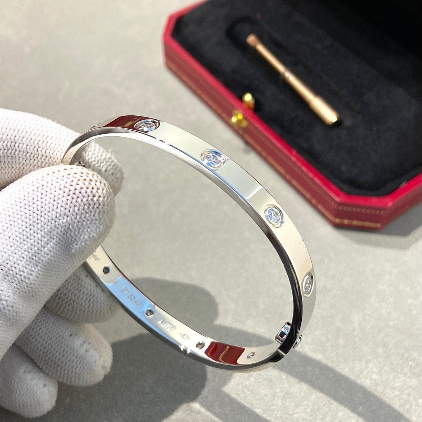 [NOBLE AURA]LOVE BRACELET 6.1MM 10 DIAMONDS