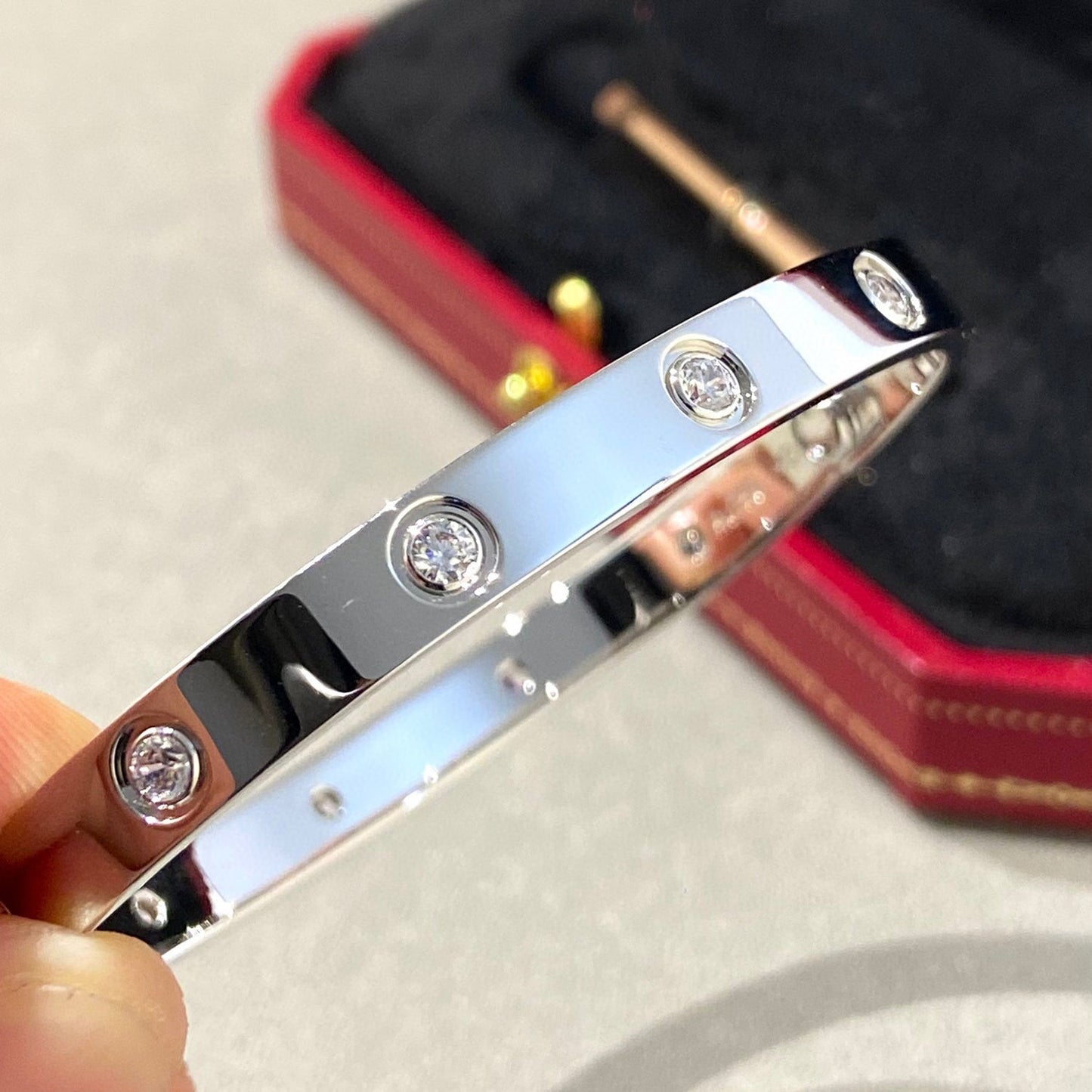 [NOBLE AURA]LOVE BRACELET 6.1MM 10 DIAMONDS