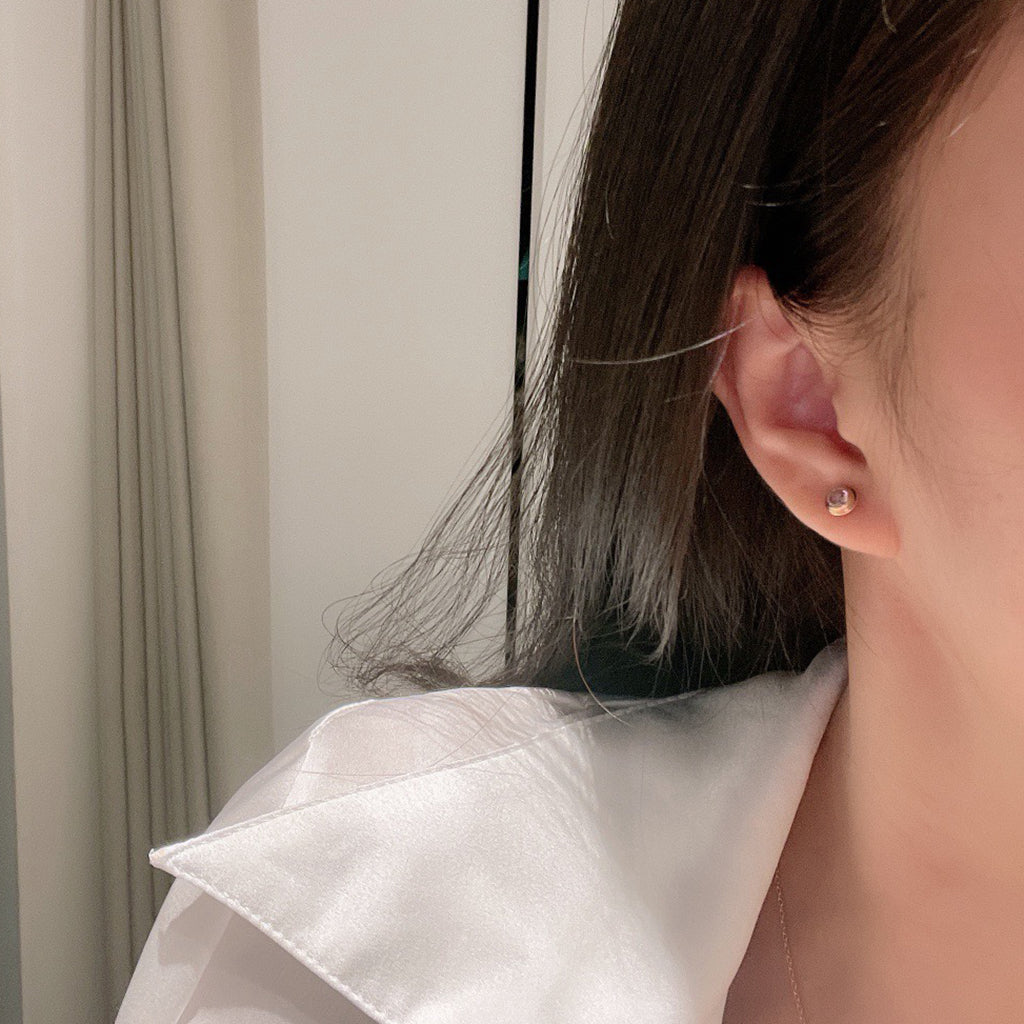 [NOBLE AURA] DAMOUR PING DIAMOND EARRINGS