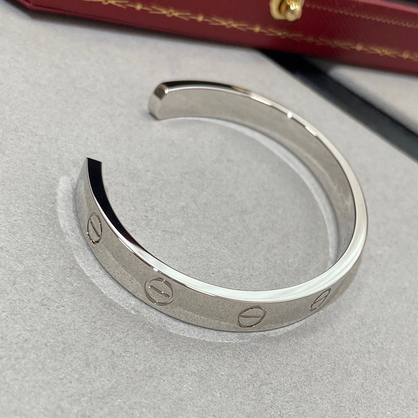 [NOBLE AURA]LOVE BRACELET 6.1MM 1 DIAMOND OPEN CUFF