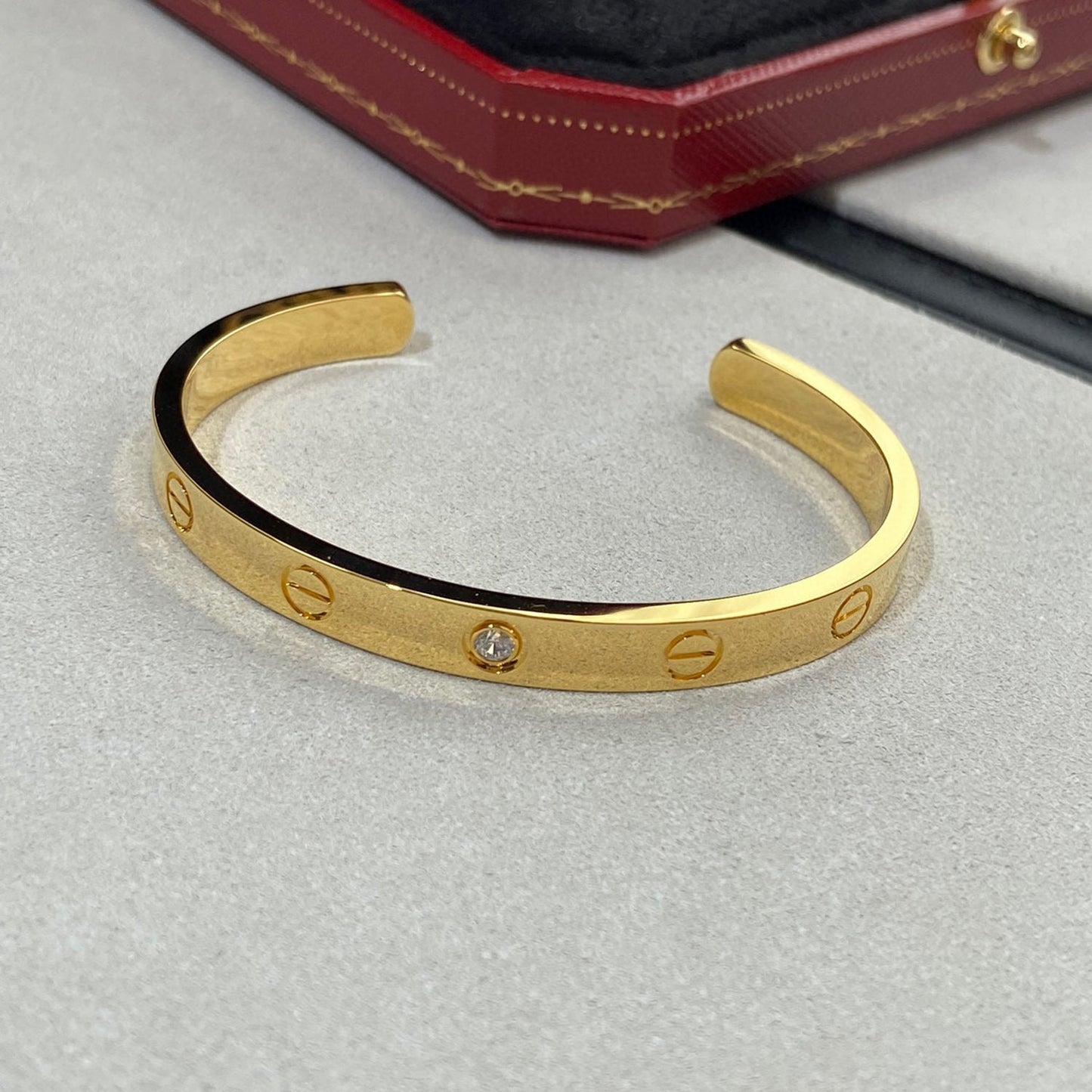 [NOBLE AURA]LOVE BRACELET 6.1MM 1 DIAMOND OPEN CUFF