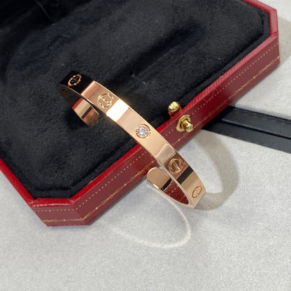 [NOBLE AURA] LOVE BRACELET 6.1MM 1 DIAMOND OPEN CUFF