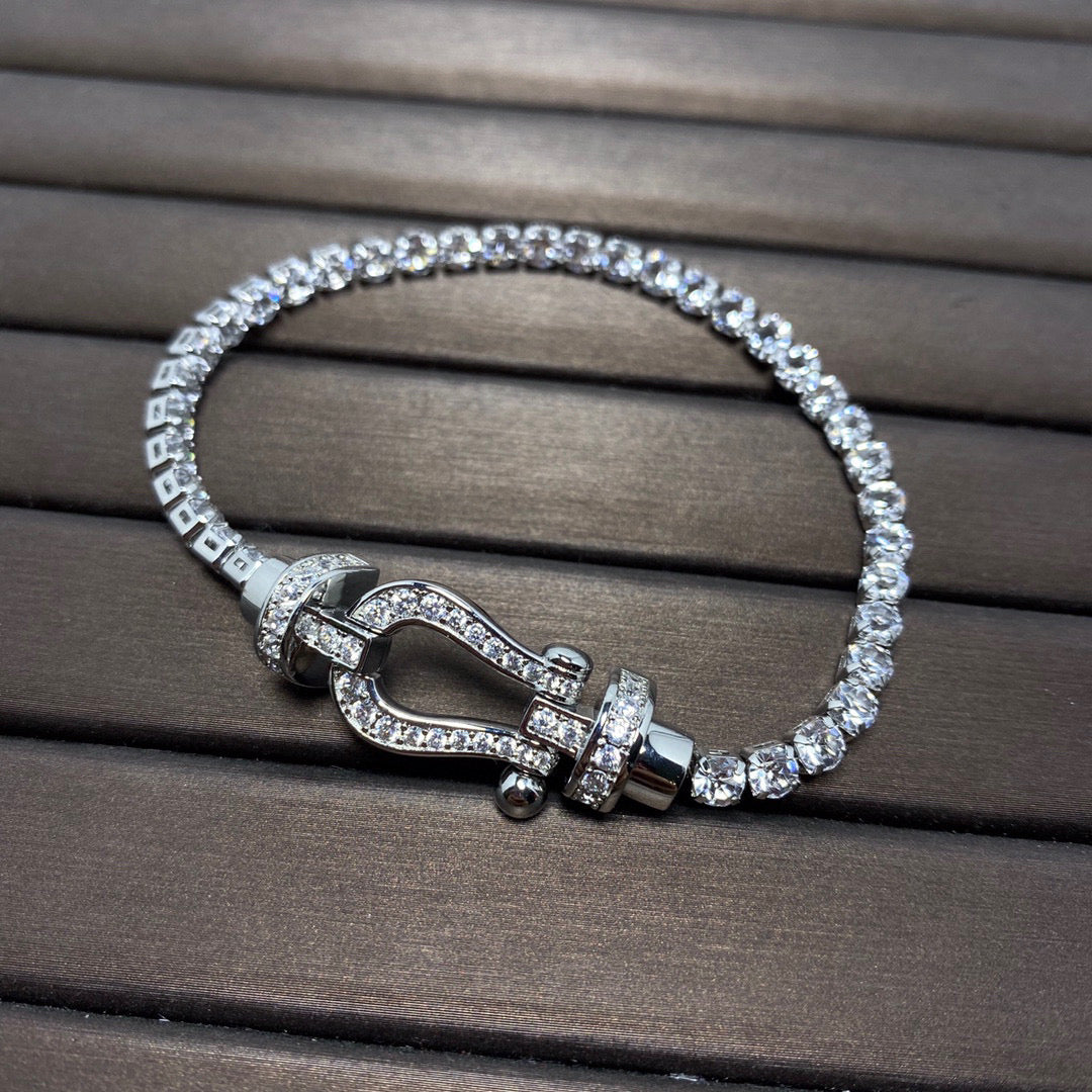 [NOBLE AURA]FORCE  HORSESHOE  DIAMOND TENNIS BRACELET