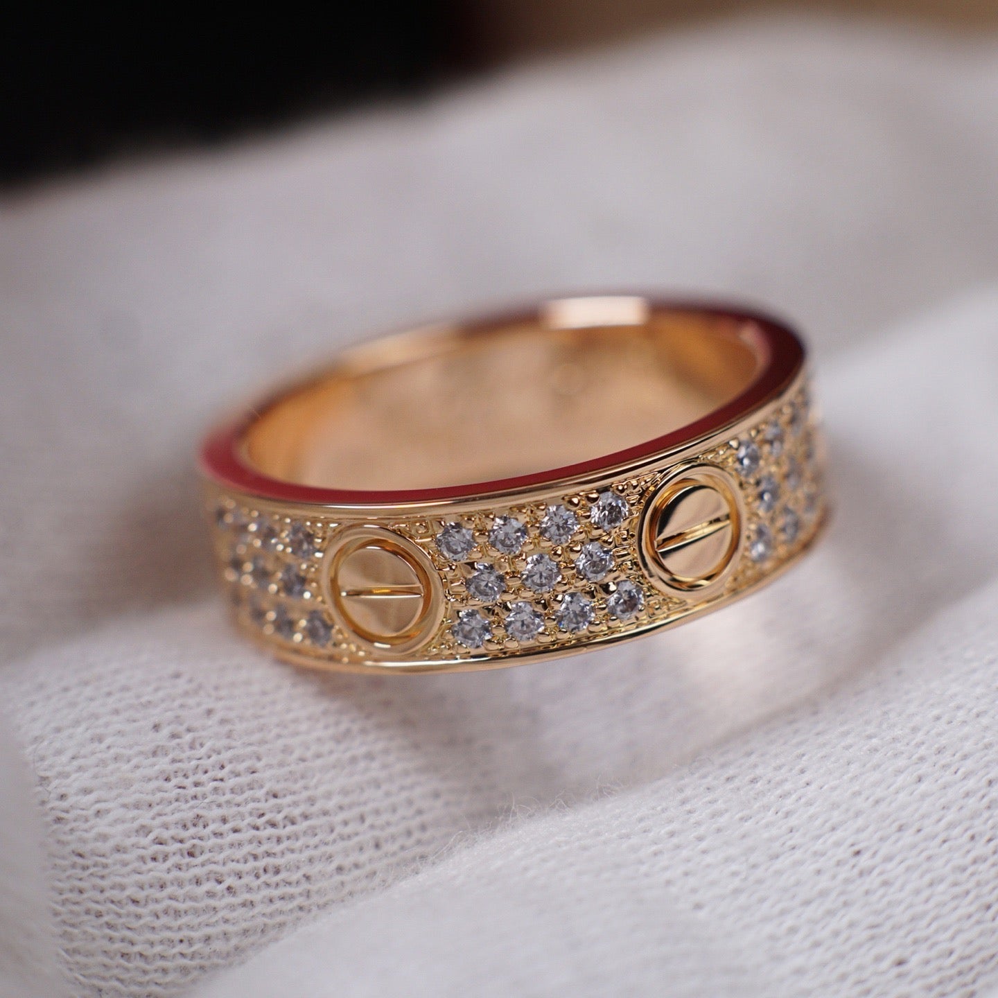 [NOBLE AURA] LOVE RING 5.5MM DIAMONDS PAVED