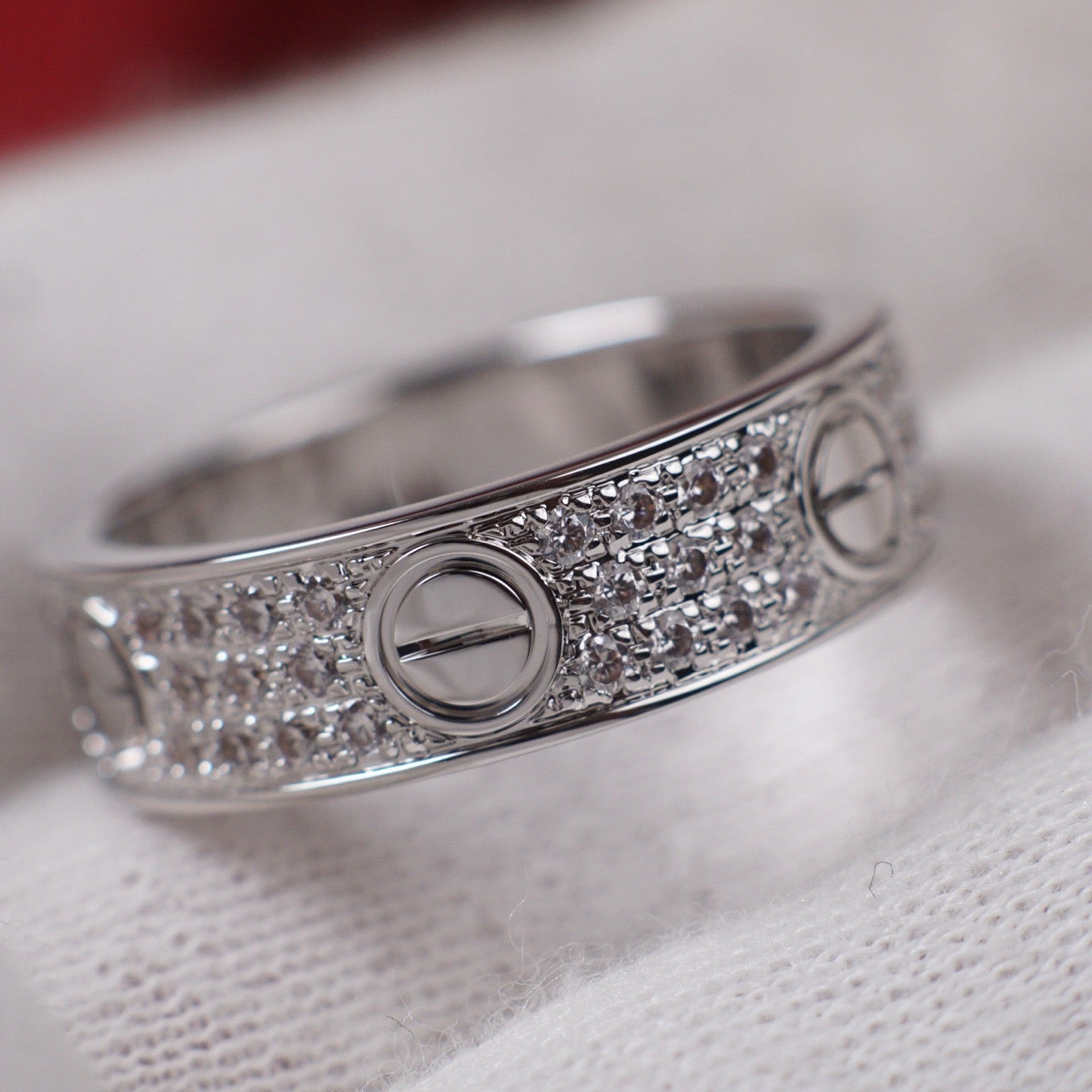 [NOBLE AURA] LOVE RING 5.5MM DIAMONDS PAVED