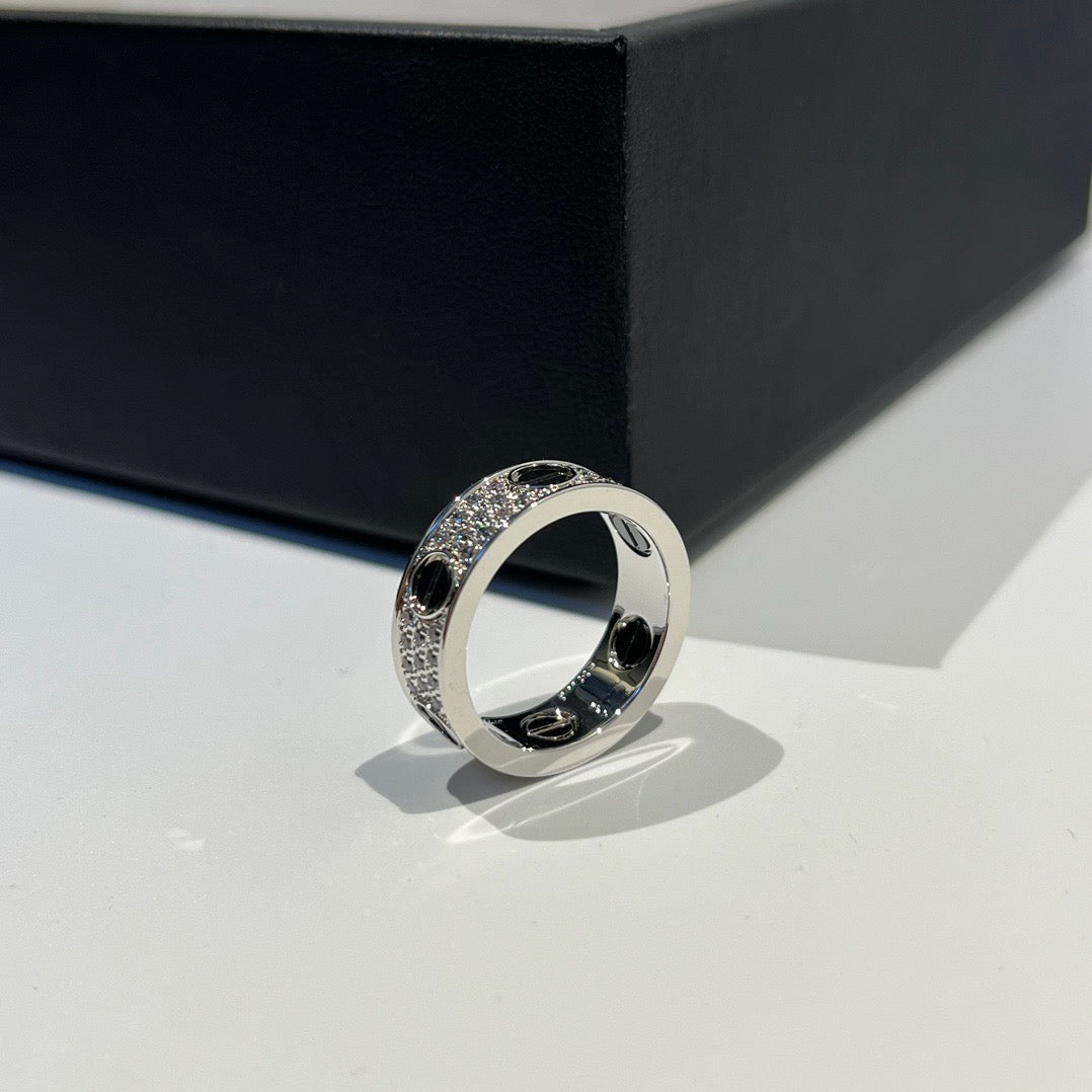 [NOBLE AURA] LOVE RING 5.5MM DIAMONDS PAVED CERAMIC