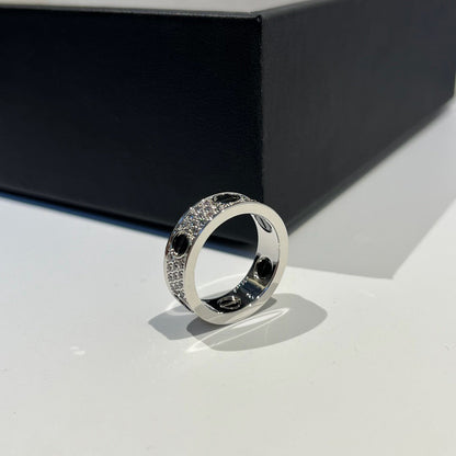 [NOBLE AURA] LOVE RING 5.5MM DIAMONDS PAVED CERAMIC