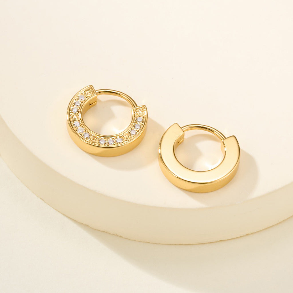 [NOBLE AURA] LOVE DIAMOND EARRINGS