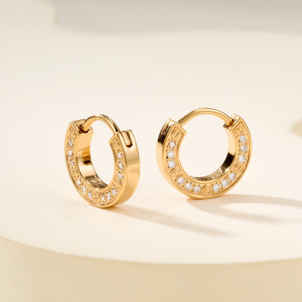 [NOBLE AURA] LOVE DIAMOND EARRINGS
