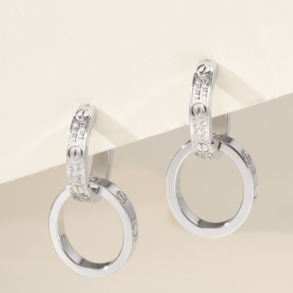 [NOBLE AURA] LOVE 3.3MM DANGLE HALF DIAMOND EARRINGS