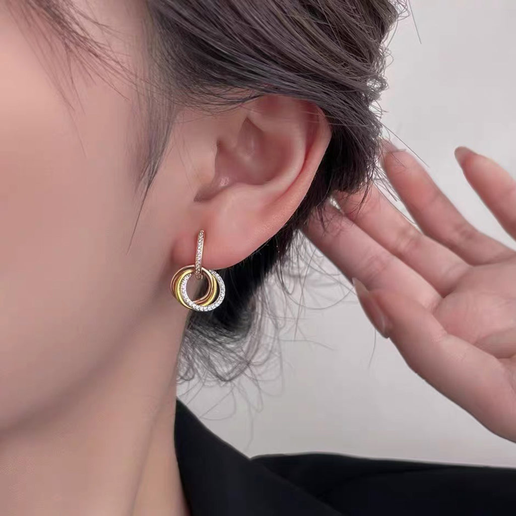 [NOBLE AURA] TRINITY HALF DIAMOND  EARRINGS