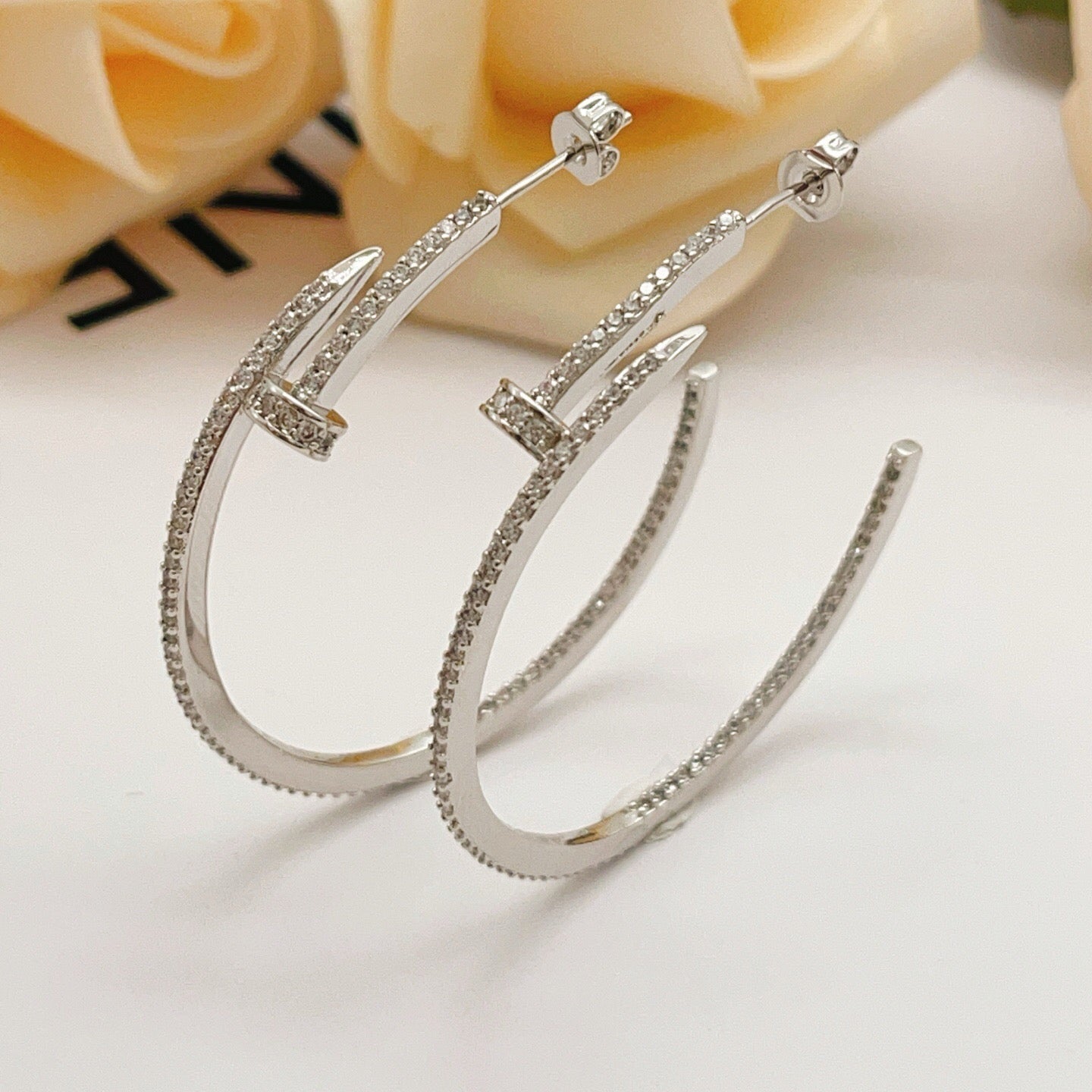 [NOBLE AURA] JUSTE FULL DIAMOND LARGE EARRINGS