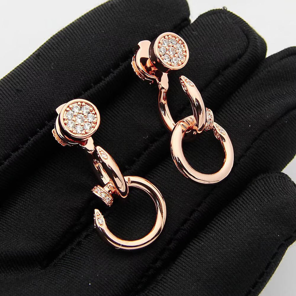 [NOBLE AURA] JUSTE HALF DIAMOND DOUBLE EARRINGS