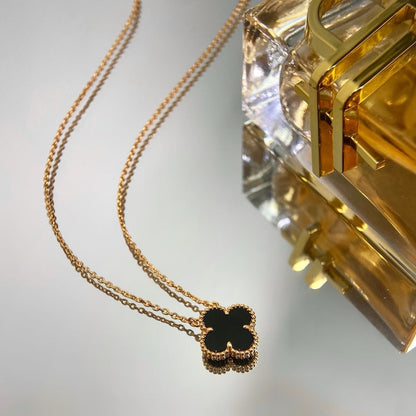 [NOBLE AURA]CLOVER 15MM BLACK ONYX SINGLE FLOWER NECKLACE