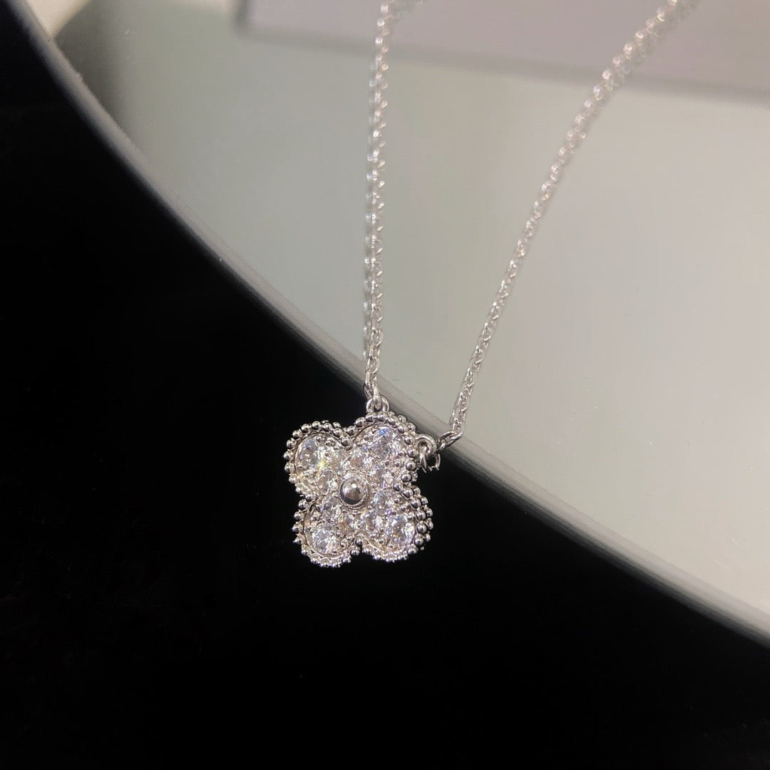 [NOBLE AURA]CLOVER 15MM DIAMOND SINGLE FLOWER NECKLACE