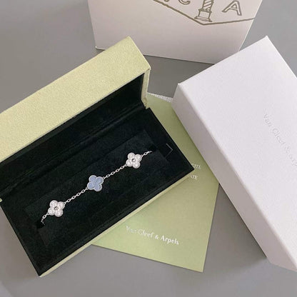 [NOBLE AURA]CLOVER  5 MOTIF DIAMOND PURPLE CHALCEDONY BRACELET SILVER