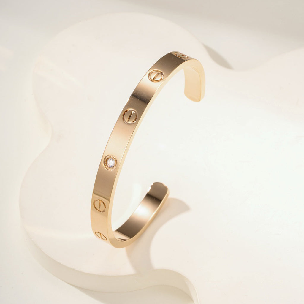 [NOBLE AURA] LOVE BRACELET 6.1MM 1 DIAMOND OPEN CUFF