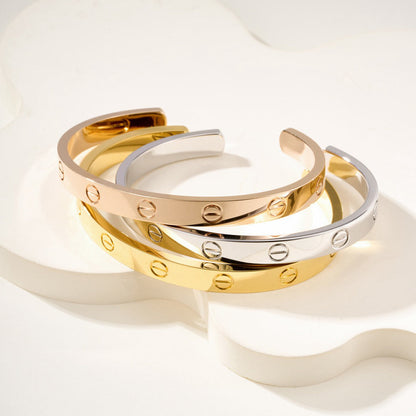 [NOBLE AURA] LOVE BRACELET 6.1MM OPEN CUFF