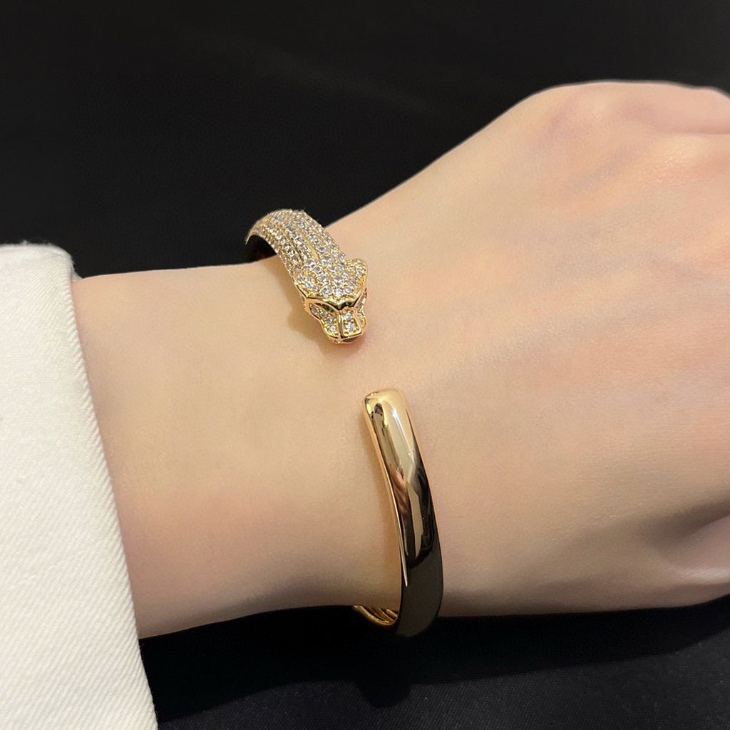 [NOBLE AURA] PANTHERE HALF DIAMOND OPEN BRACELET