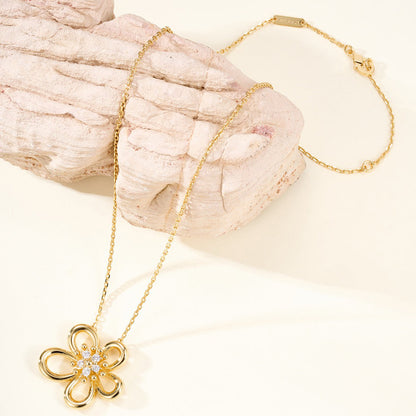 [NOBLE AURA]FLOWERLACE NECKLACE 5 DIAMONDS