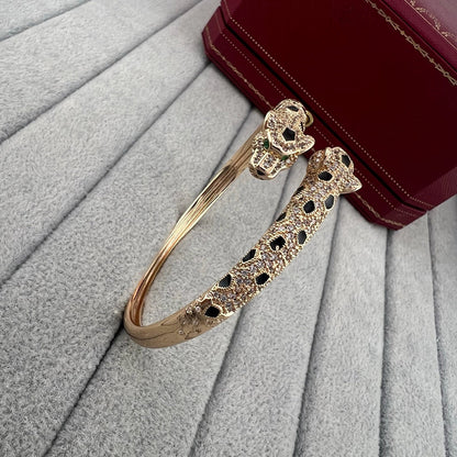 [NOBLE AURA] PANTHERE DOUBLE HEADED HALF DIAMOND OPEN BRACELET