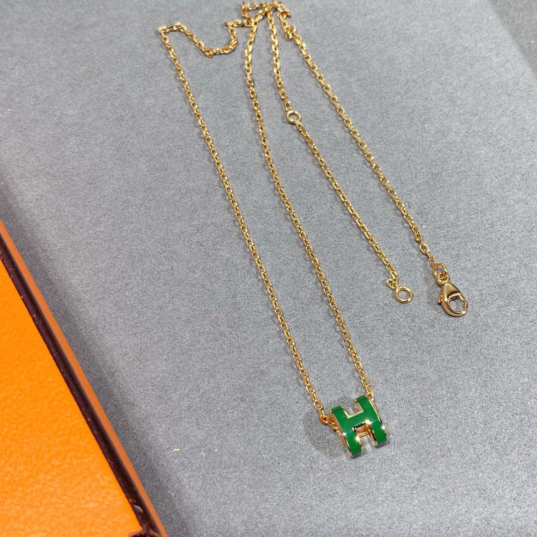 [NOBLE AURA]POP H GREEN NECKLACE SILVER AND GOLD