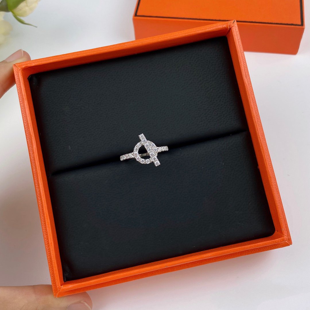 [NOBLE AURA]ECHAPPEE RING SILVER DIAMOND