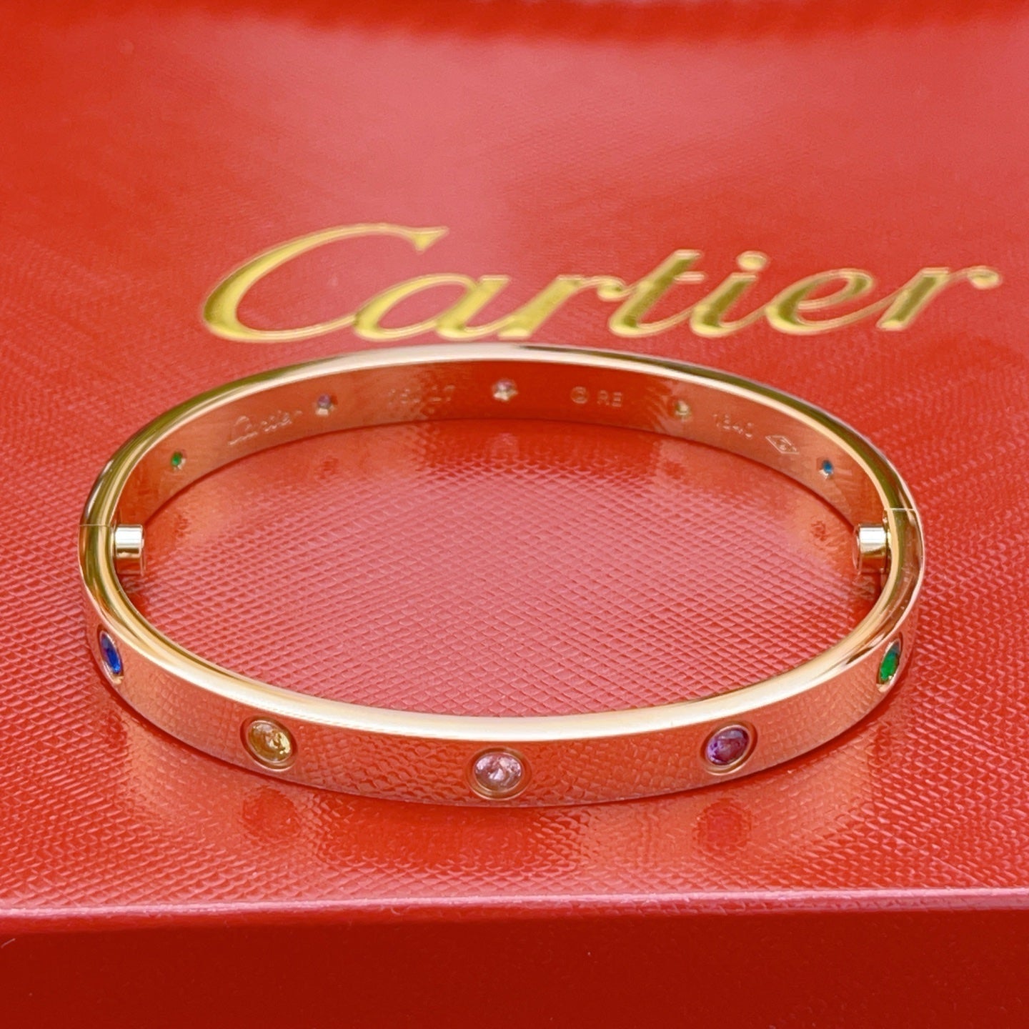 [NOBLE AURA] 2026 RAINBOW LOVE BRACELET 6.1MM  10 DIAMONDS