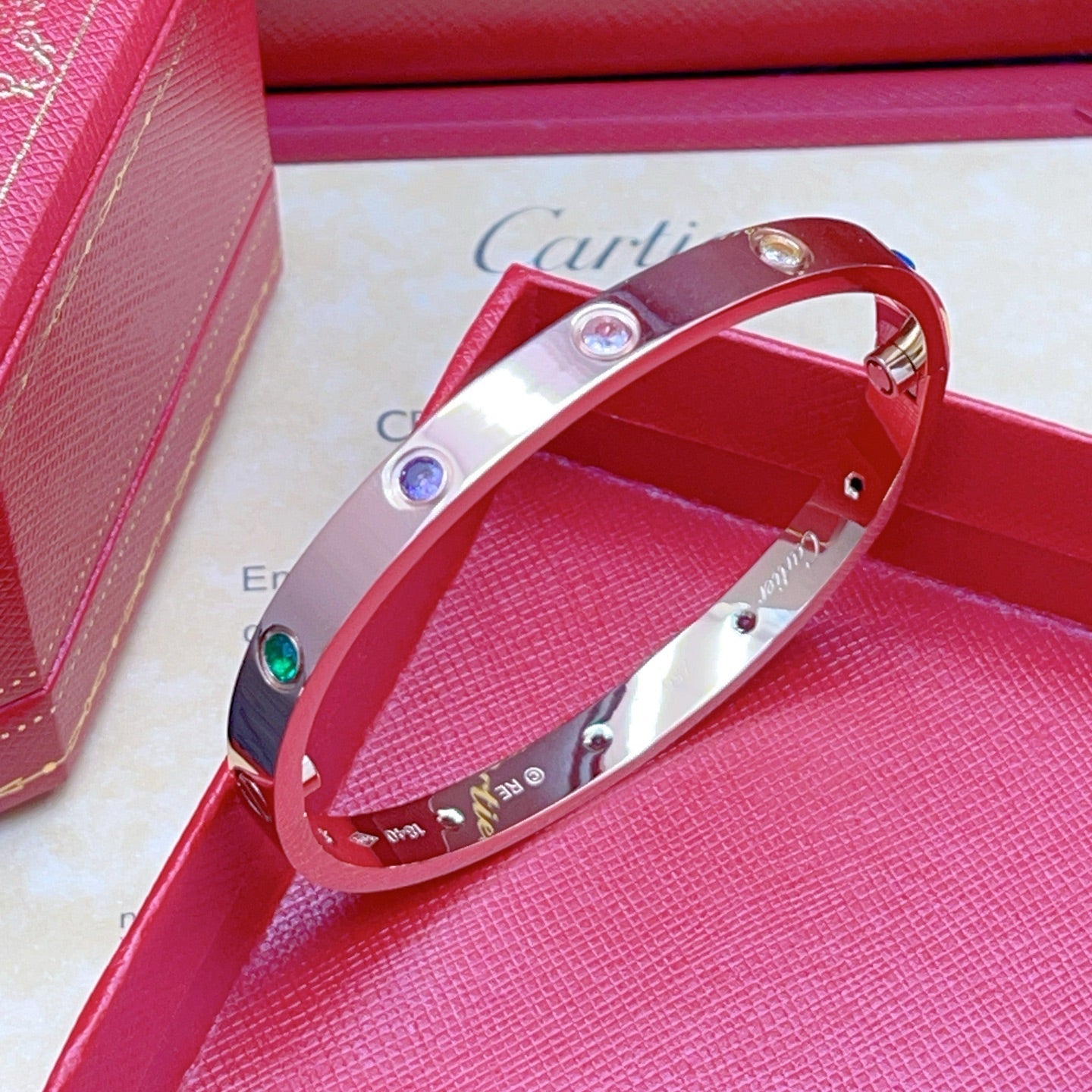 [NOBLE AURA] 2026 RAINBOW LOVE BRACELET 6.1MM  10 DIAMONDS