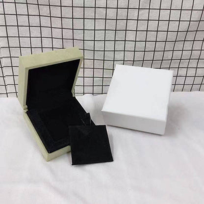 [NOBLE AURA]VA CLOVER BOX GIFT BAG