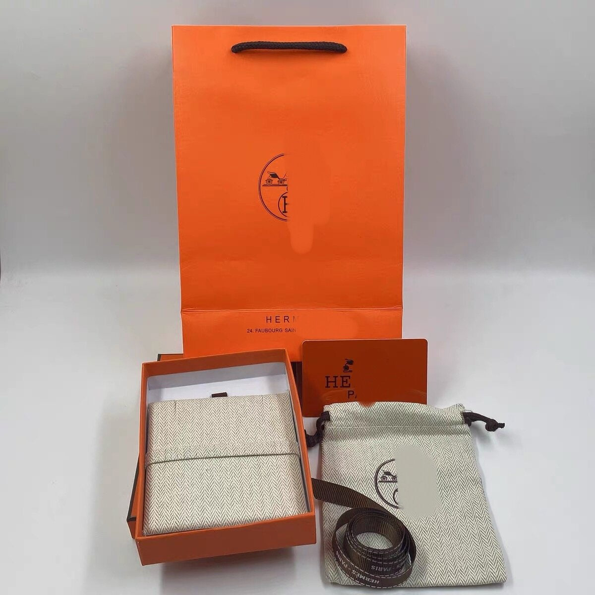 [NOBLE AURA]HM  BOX GIFT BAG