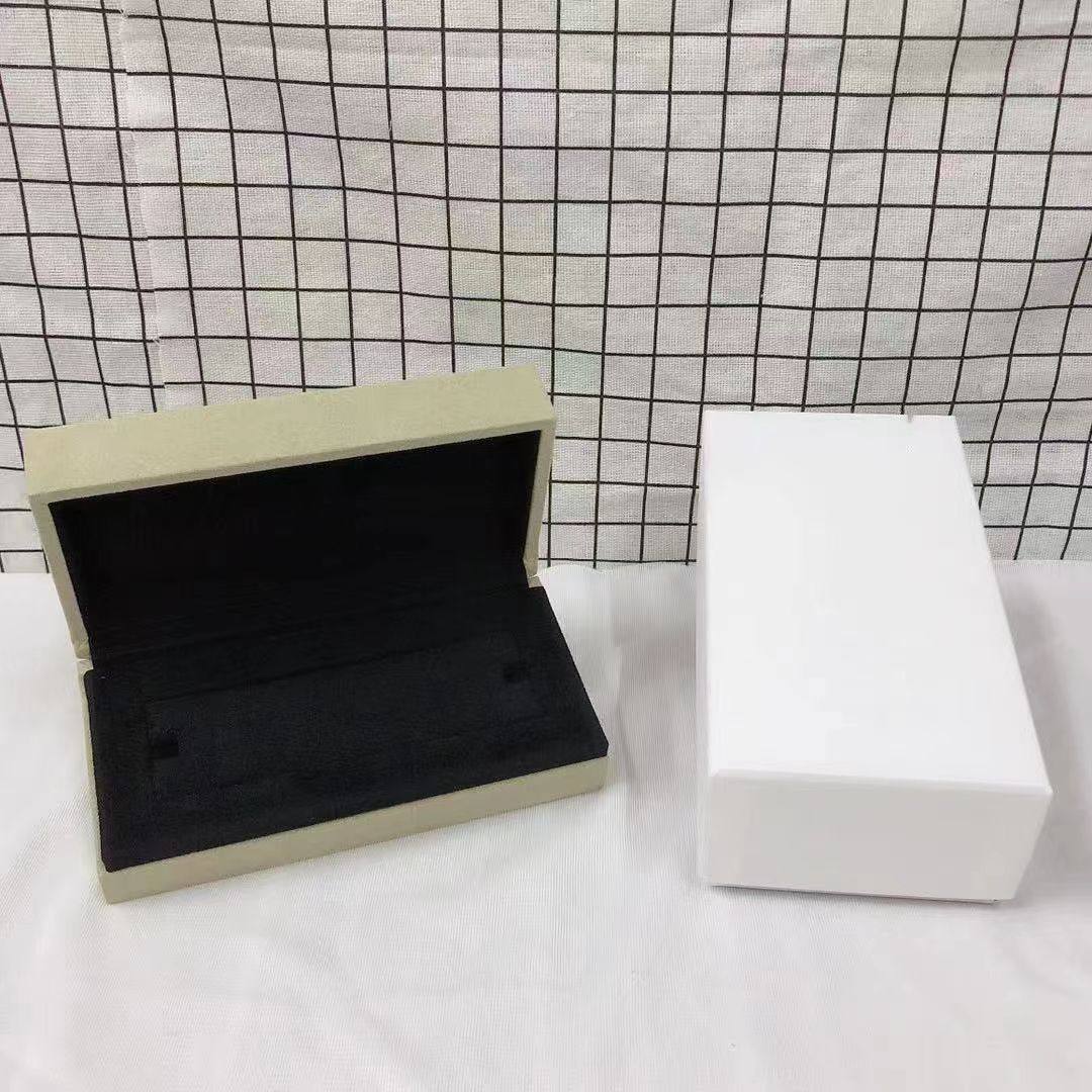 [NOBLE AURA]VA CLOVER BOX GIFT BAG