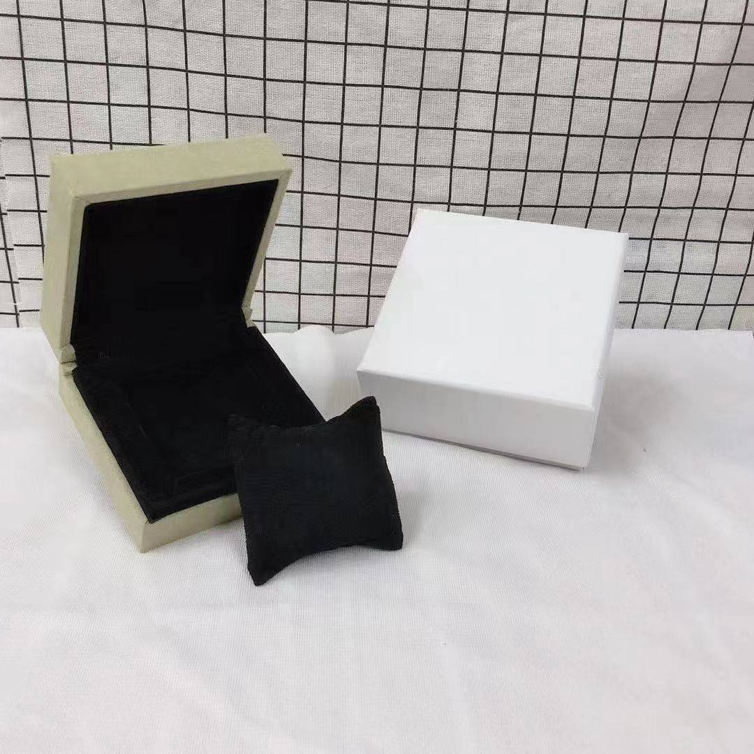 [NOBLE AURA]VA CLOVER BOX GIFT BAG