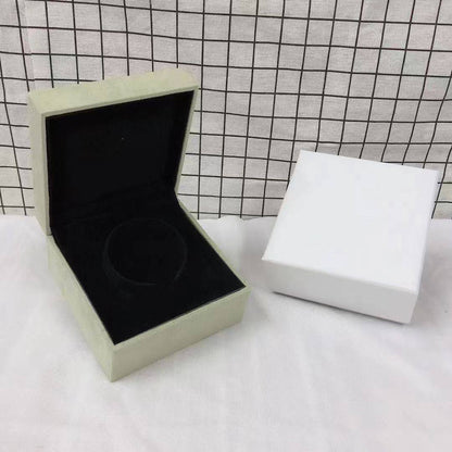 [NOBLE AURA]VA CLOVER BOX GIFT BAG
