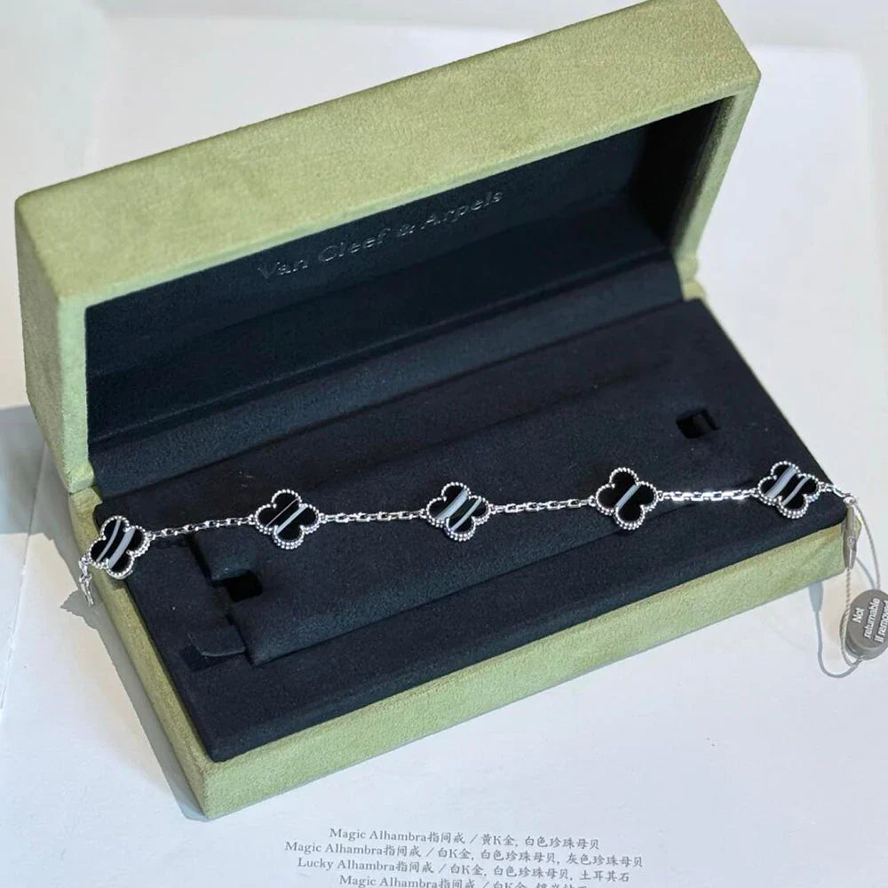 [NOBLE AURA] CLOVER 5 MOTIF PULSAR STONE BRACELET COLLECTION