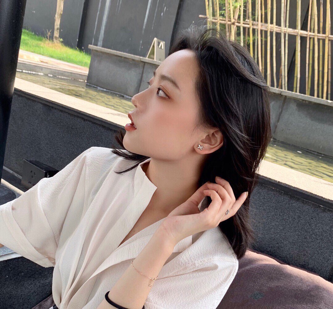 [NOBLE AURA]JEUX DE WHITE MOP ROSE GOLD DIAMOND EARRINGS