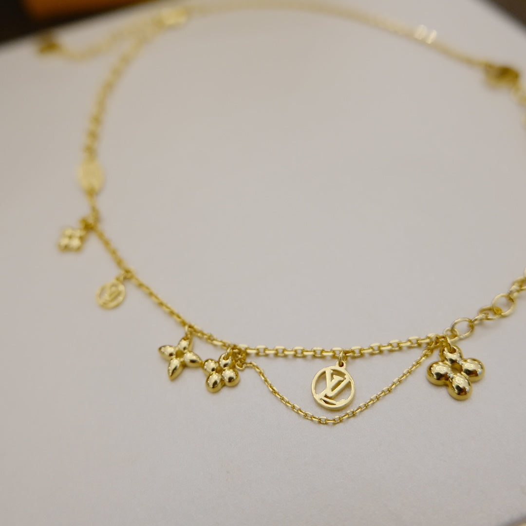 [NOBLE AURA]BLOOMING SUPPLE NECKLACE BRASS